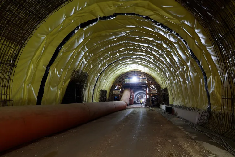 Pravi monstrum: Pogledajte kako izgleda tunel Kozjak! Ali, u oči upada jedan potez - Kineza