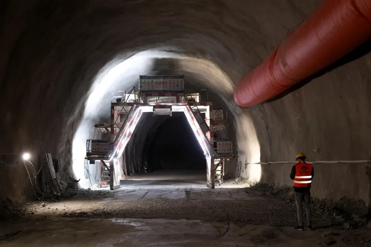 Pravi monstrum: Pogledajte kako izgleda tunel Kozjak! Ali, u oči upada jedan potez - Kineza