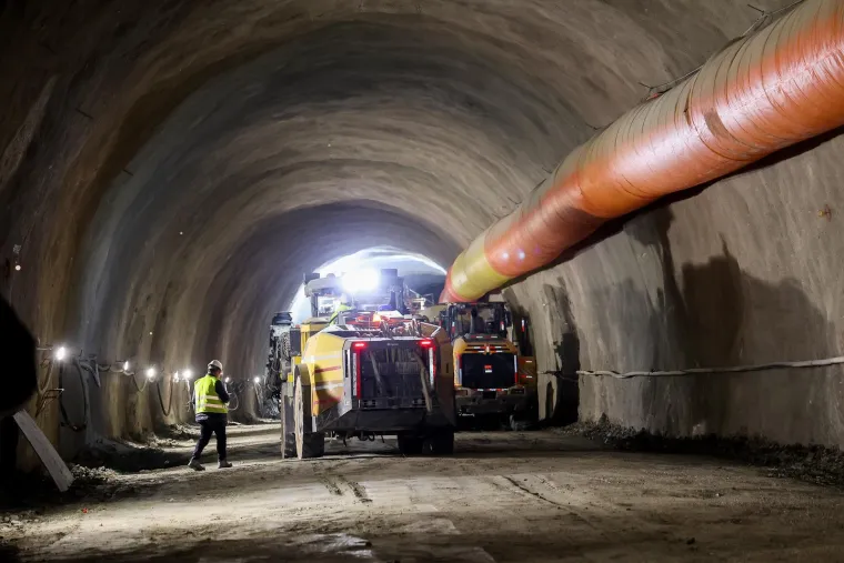 Pravi monstrum: Pogledajte kako izgleda tunel Kozjak! Ali, u oči upada jedan potez - Kineza