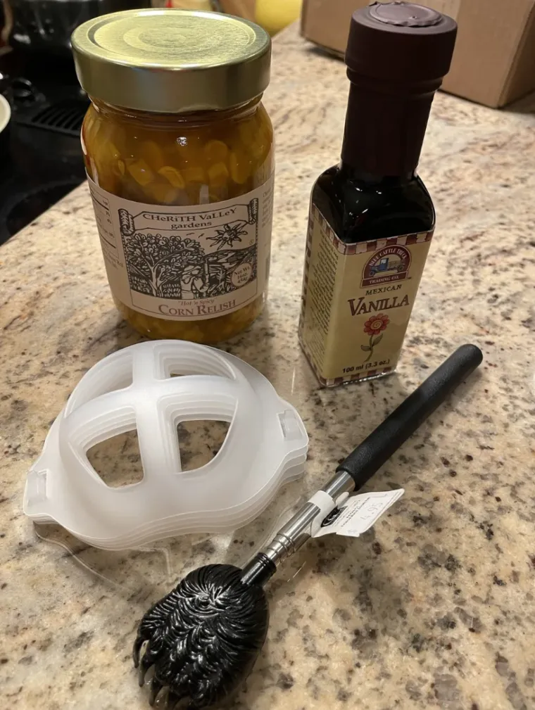 Ljudi su podijelili najluđe poklone koje su ikada dobili: Neki će vas ba&scaron; po&scaron;teno nasmijati