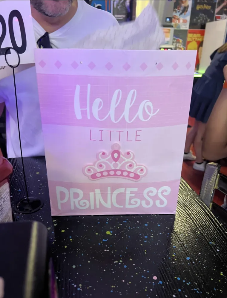 Ljudi su podijelili najluđe poklone koje su ikada dobili: Neki će vas ba&scaron; po&scaron;teno nasmijati