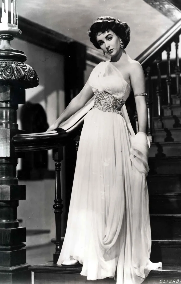 Imala je ljubičaste oči i osam brakova: Za&scaron;to legendarna Elizabeth Taylor i danas fascinira svijet