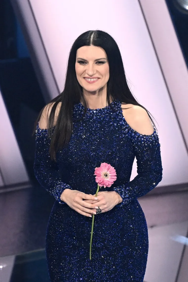 Svi znate njezine hitove, ali sjećate li se Laure Pausini s početka karijere? Ovako se mijenjala