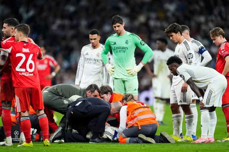 Ovo je trenutak kada je cijeli Bernabeu protrnuo! Zvijezda Reala ostala nepomično ležati na tlu...
