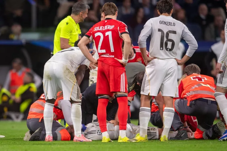Ovo je trenutak kada je cijeli Bernabeu protrnuo! Zvijezda Reala ostala nepomično ležati na tlu...