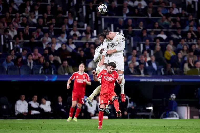 Ovo je trenutak kada je cijeli Bernabeu protrnuo! Zvijezda Reala ostala nepomično ležati na tlu...