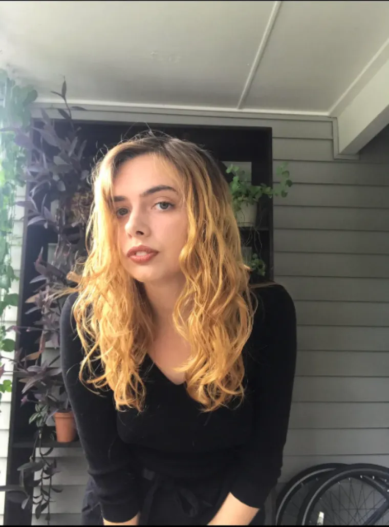 Od nove boje do drastičnog reza: Ove žene su samo promijenile frizure i postale neprepoznatljive