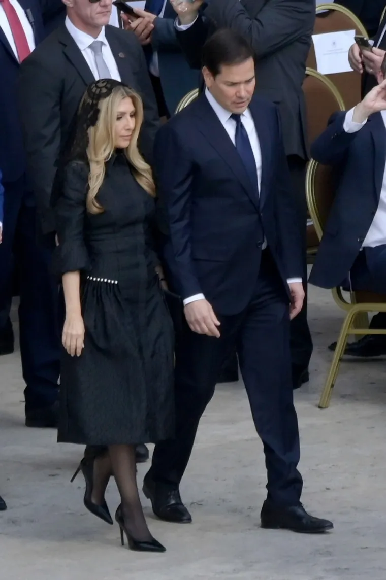 Tko je zgodna žena jednog od najmoćnijih ljudi na svijetu? Karijeru je započela kao navijačica