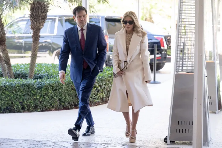 Tko je zgodna žena jednog od najmoćnijih ljudi na svijetu? Karijeru je započela kao navijačica