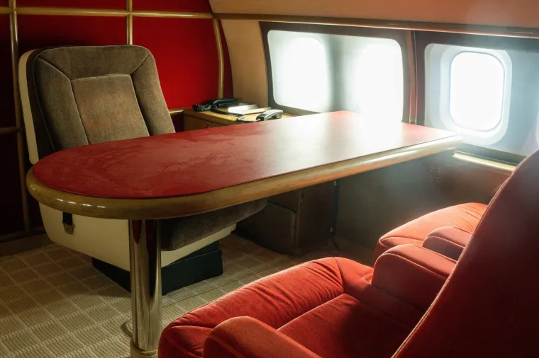 Avion strave i užasa: Ovako izgleda unutra&scaron;njost privatnog zrakoplova kojeg je koristio Epstein