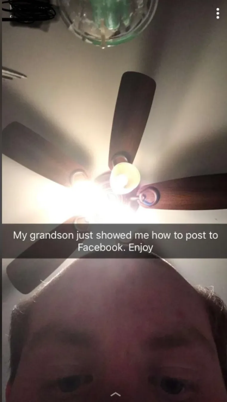 Ovako to izgleda kada se stariji ljudi dočepaju dru&scaron;tvenih mreža: Prizori su čisti urnebes