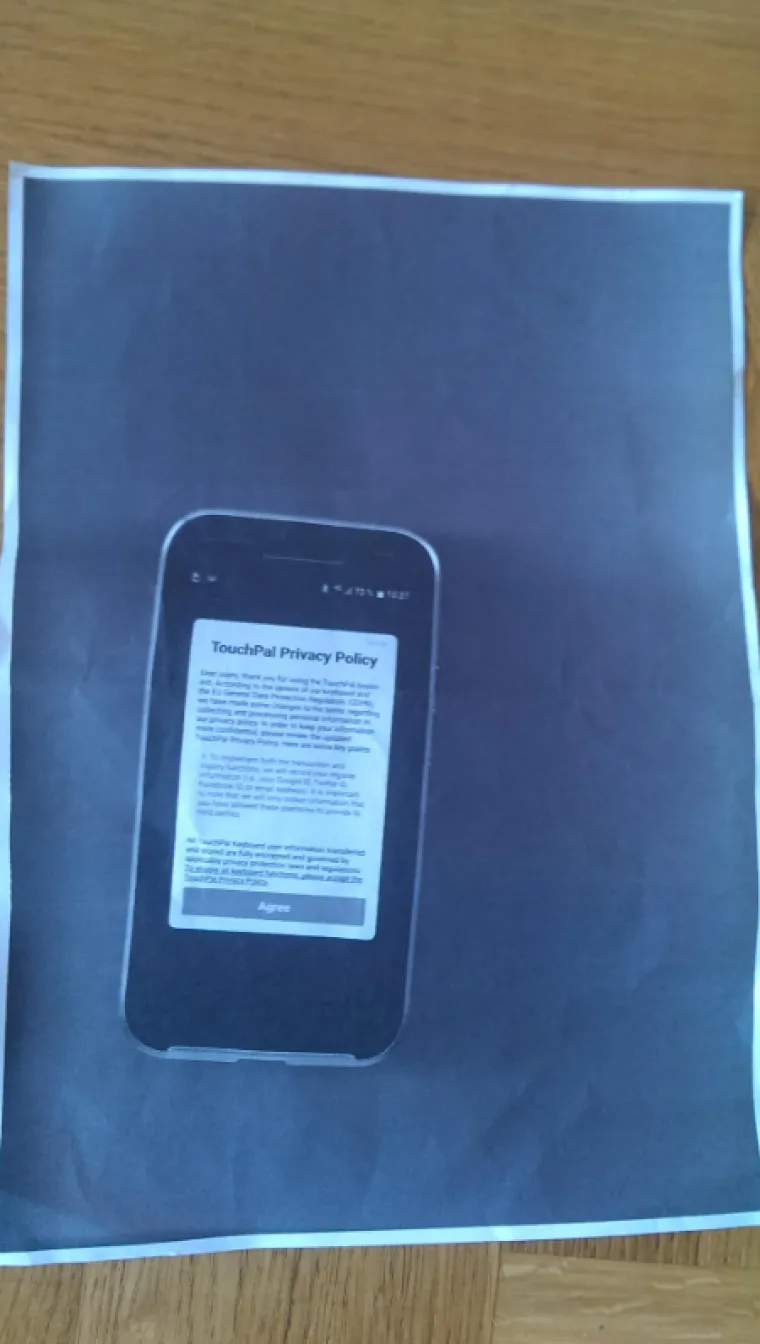 Ovako to izgleda kada se stariji ljudi dočepaju dru&scaron;tvenih mreža: Prizori su čisti urnebes