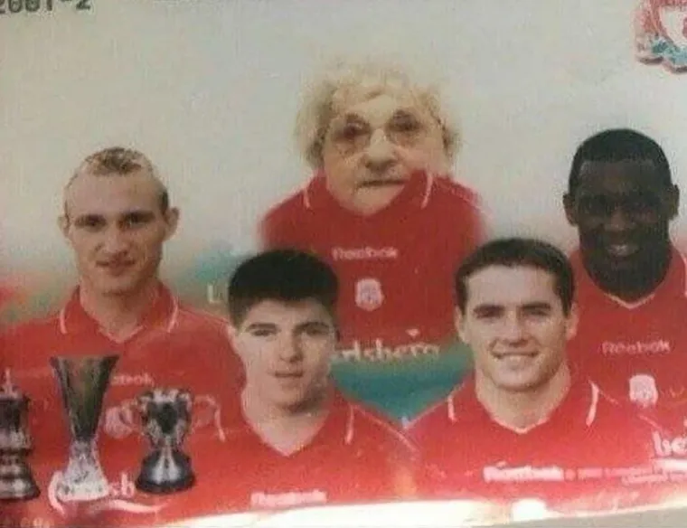 Ovako to izgleda kada se stariji ljudi dočepaju dru&scaron;tvenih mreža: Prizori su čisti urnebes