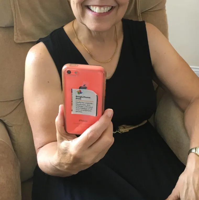 Ovako to izgleda kada se stariji ljudi dočepaju dru&scaron;tvenih mreža: Prizori su čisti urnebes