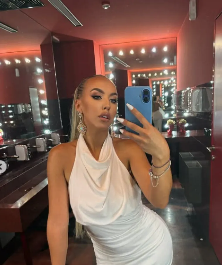 Ova djevojka večeras kuha u 'Večeri za pet': Voli izazovnu odjeću i mu&scaron;karcima oduzima dah