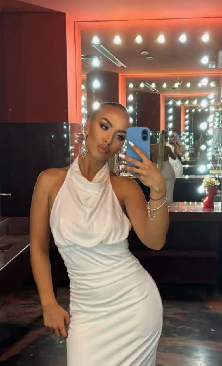 Ova djevojka večeras kuha u 'Večeri za pet': Voli izazovnu odjeću i mu&scaron;karcima oduzima dah