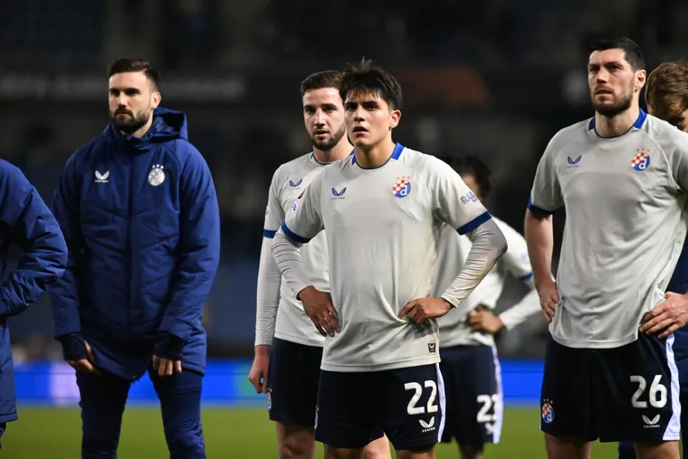 Utučeni i &scaron;okirani dinamovci, na rubu suza, do&scaron;li pred Bad Blue Boyse