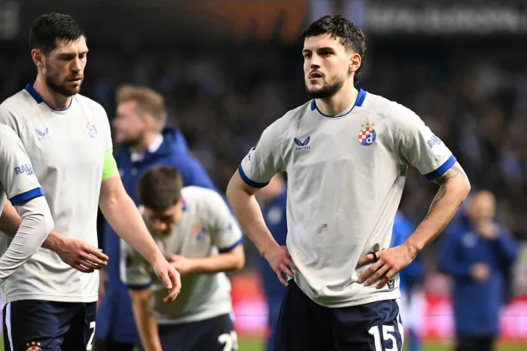 Utučeni i &scaron;okirani dinamovci, na rubu suza, do&scaron;li pred Bad Blue Boyse