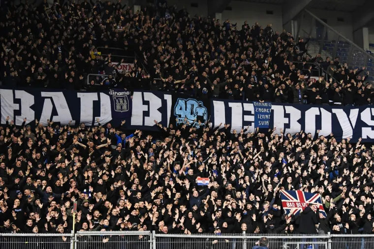 Utučeni i &scaron;okirani dinamovci, na rubu suza, do&scaron;li pred Bad Blue Boyse