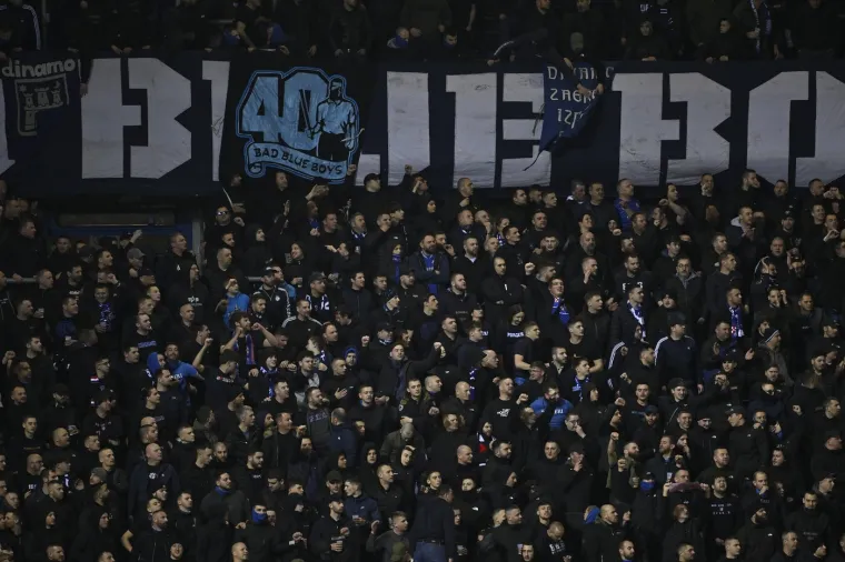 Utučeni i &scaron;okirani dinamovci, na rubu suza, do&scaron;li pred Bad Blue Boyse