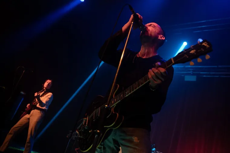 Ovako se Zagrepčani zabavljaju uz rock glazbu: Pogledajte atmosferu koju je napravio Miles Kane