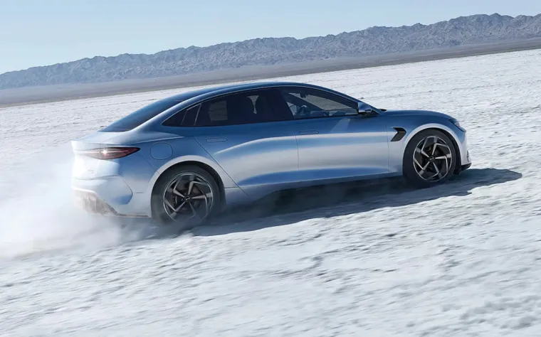 Stigli su i misle ozbiljno: Čak tri 'igrača' među deset najprodavanijih na svijetu!