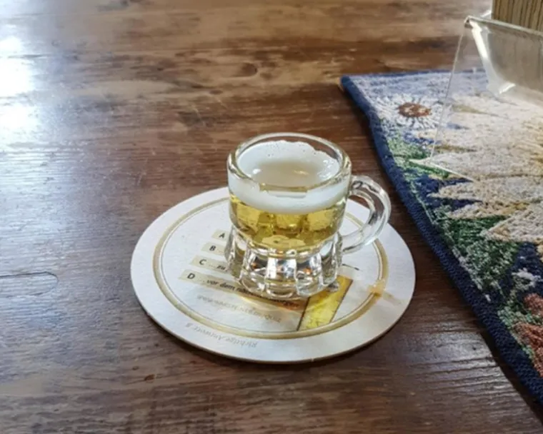 Konobari su doslovno shvatili narudžbu i donijeli čisti urnebes: Gosti nisu mogli vjerovati &scaron;to vide