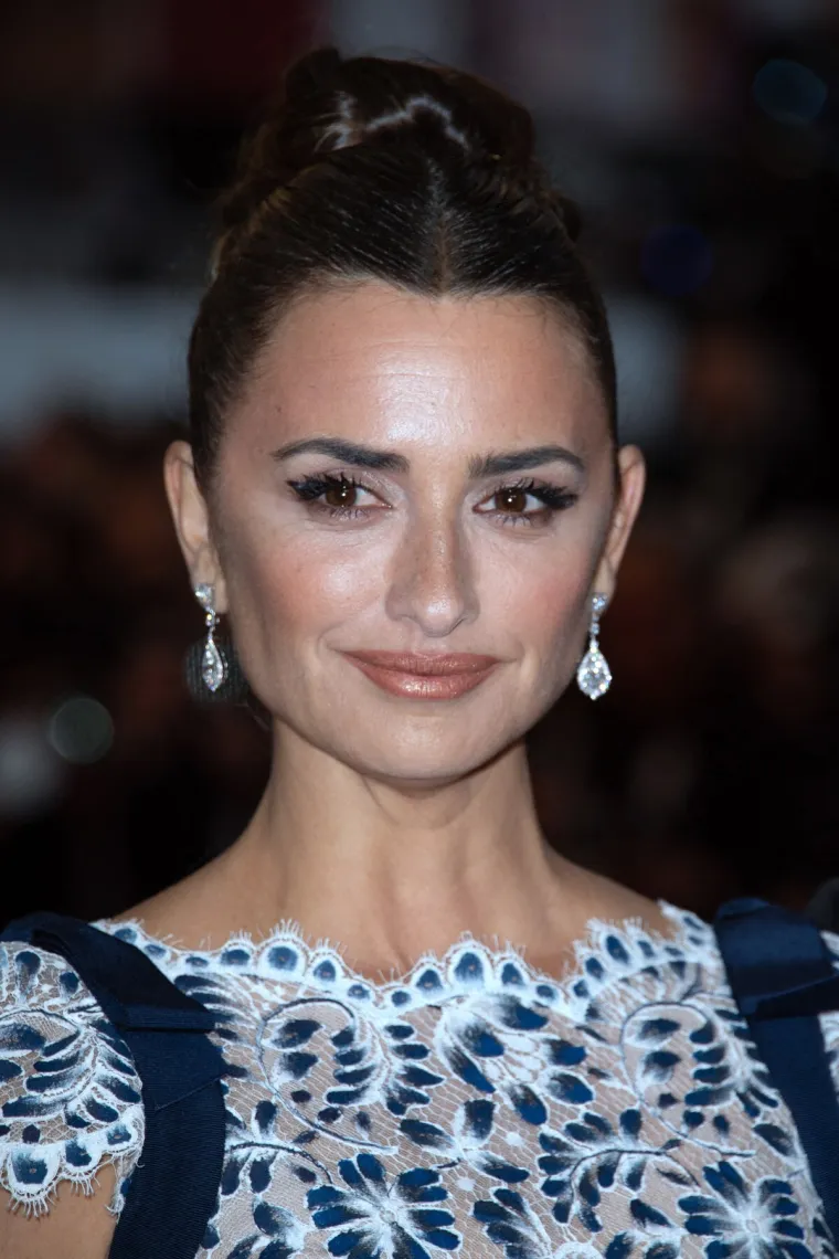 Pen&eacute;lope Cruz jo&scaron; jednom pokazala za&scaron;to već desetljećima zavodi s filmskog platna