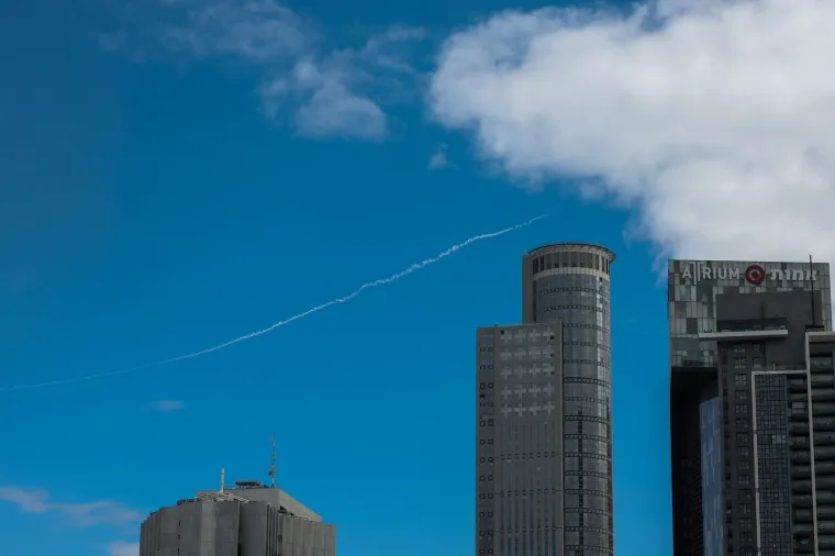 Munjeviti odgovor napadnutog Irana: Meta su američke baze na Bliskom istoku, a žrtve - civili