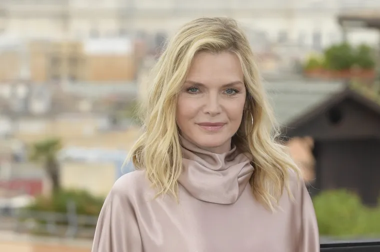 Te&scaron;ko je povjerovati da ima gotovo 68: Michelle Pfeiffer očarala izgledom u Los Angelesu