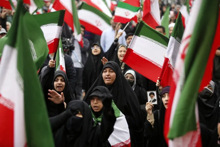 Eksplozije odjekuju gradom, ali građani ne ostaju u domovima: Evo &scaron;to su odlučili raditi