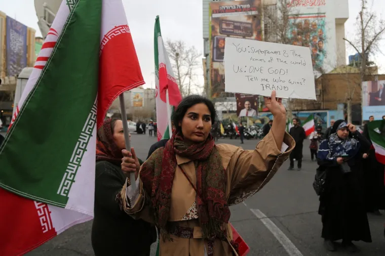 Eksplozije odjekuju gradom, ali građani ne ostaju u domovima: Evo &scaron;to su odlučili raditi