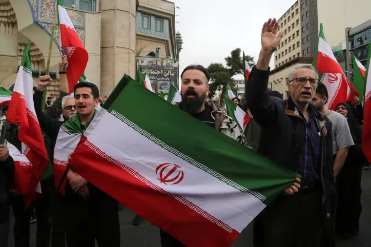 Eksplozije odjekuju gradom, ali građani ne ostaju u domovima: Evo &scaron;to su odlučili raditi