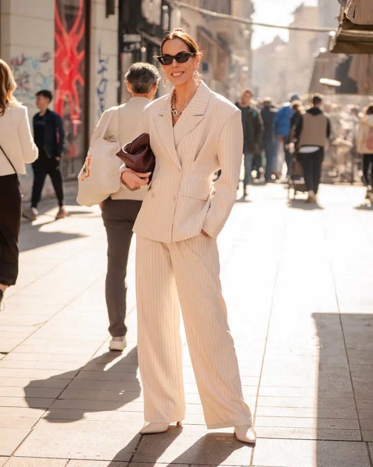 Ove dame su se posebno pripremile: Kombinacije s mrežastim najlonkama zasjenile prolaznike