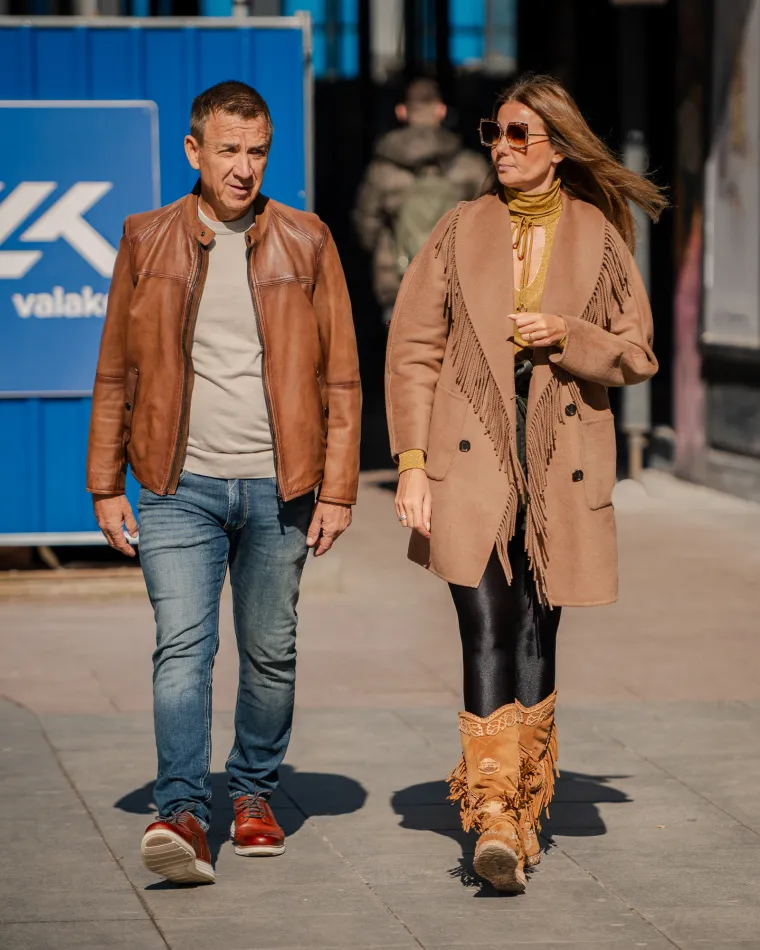 Ove dame su se posebno pripremile: Kombinacije s mrežastim najlonkama zasjenile prolaznike