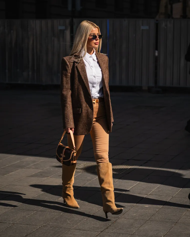 Ove dame su se posebno pripremile: Kombinacije s mrežastim najlonkama zasjenile prolaznike