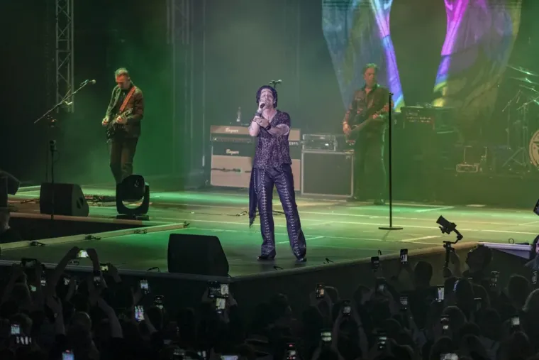 Ovako su se lege i legice pripremali za koncert Parnog valjka: Od minica do rokerskih izdanja