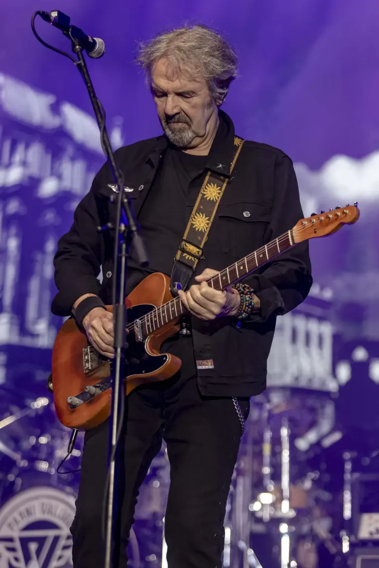 Ovako su se lege i legice pripremali za koncert Parnog valjka: Od minica do rokerskih izdanja