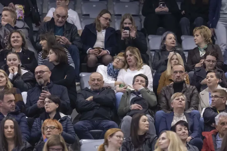 Ovako su se lege i legice pripremali za koncert Parnog valjka: Od minica do rokerskih izdanja