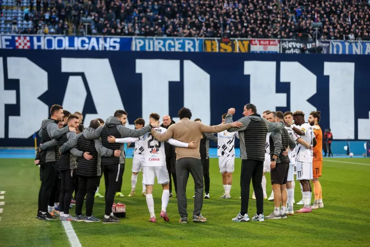 Beljo poletio visoko, Bad Blue Boysi u transu, a pogledajte lice Marija Carevića