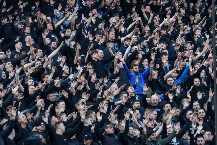 Beljo poletio visoko, Bad Blue Boysi u transu, a pogledajte lice Marija Carevića