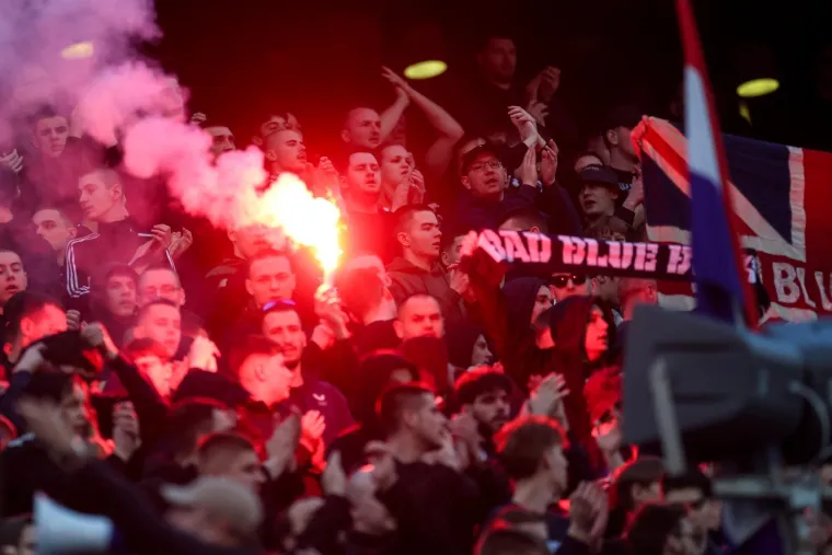 Beljo poletio visoko, Bad Blue Boysi u transu, a pogledajte lice Marija Carevića