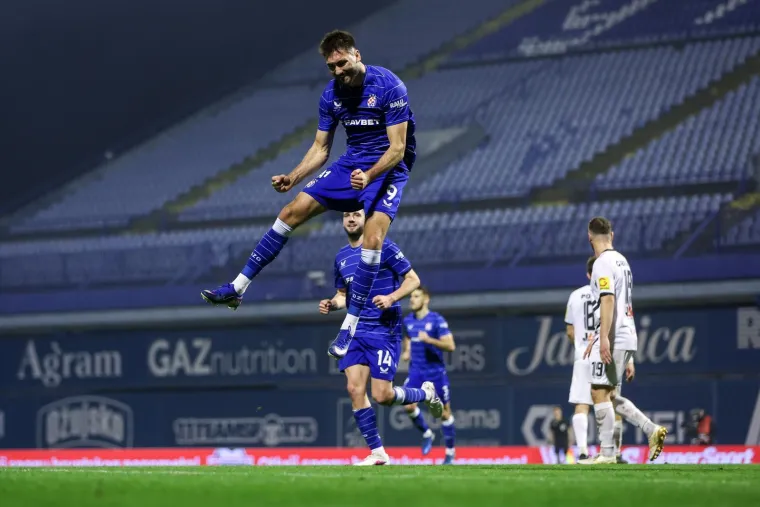 Beljo poletio visoko, Bad Blue Boysi u transu, a pogledajte lice Marija Carevića