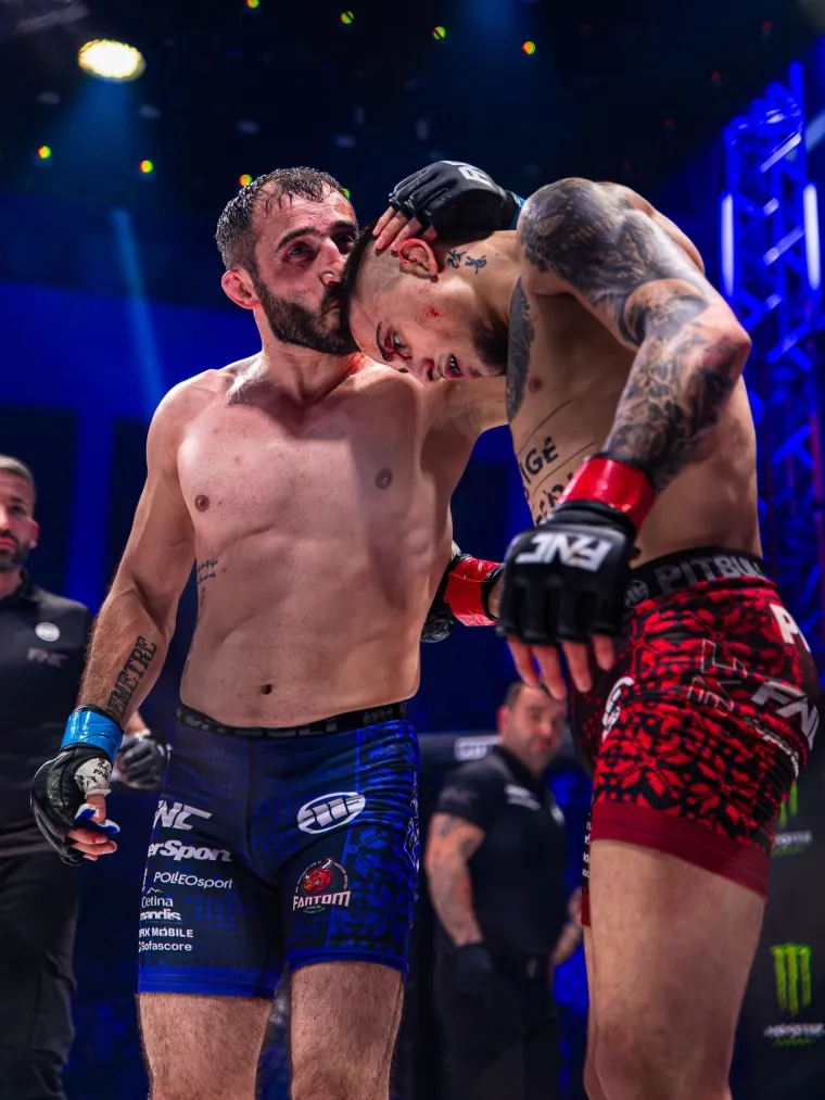 Ljepotice FNC-a u centru pažnje na spektaklu u Slavonskom Brodu: Mina i Anđela mamile uzdahe