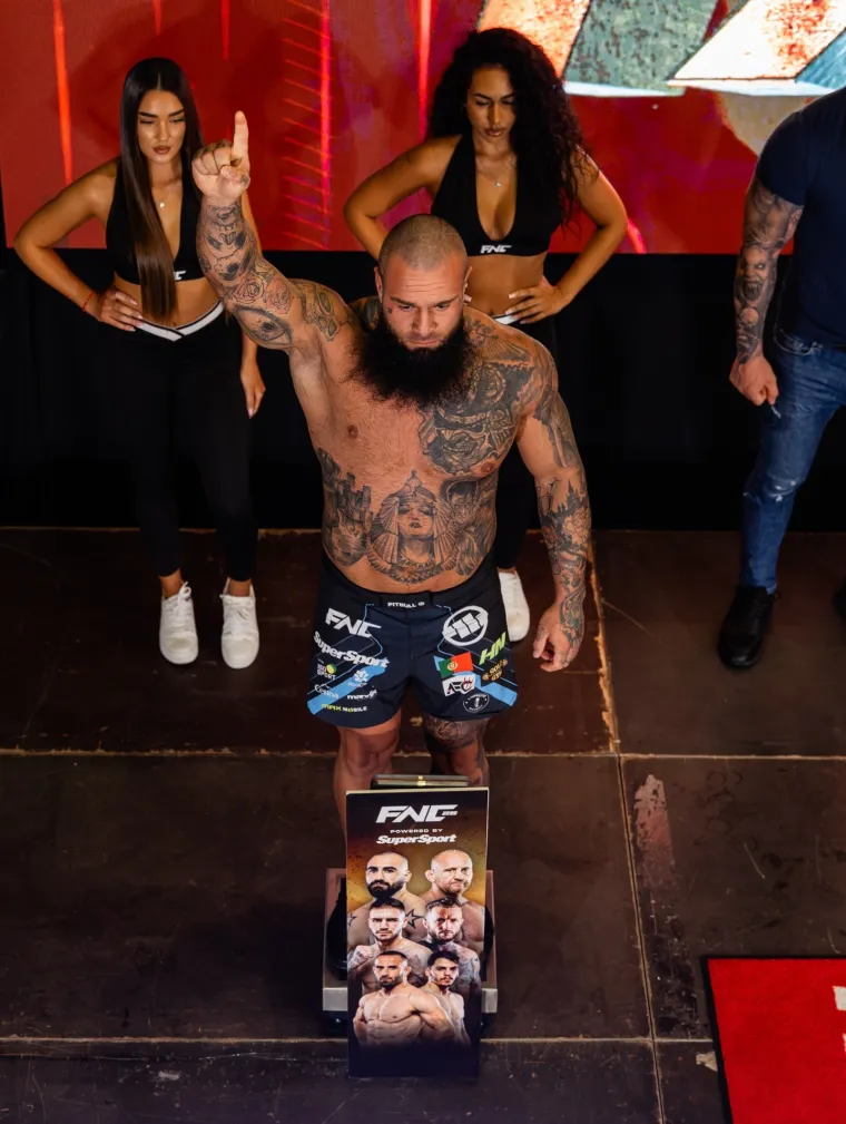 Ljepotice FNC-a u centru pažnje na spektaklu u Slavonskom Brodu: Mina i Anđela mamile uzdahe