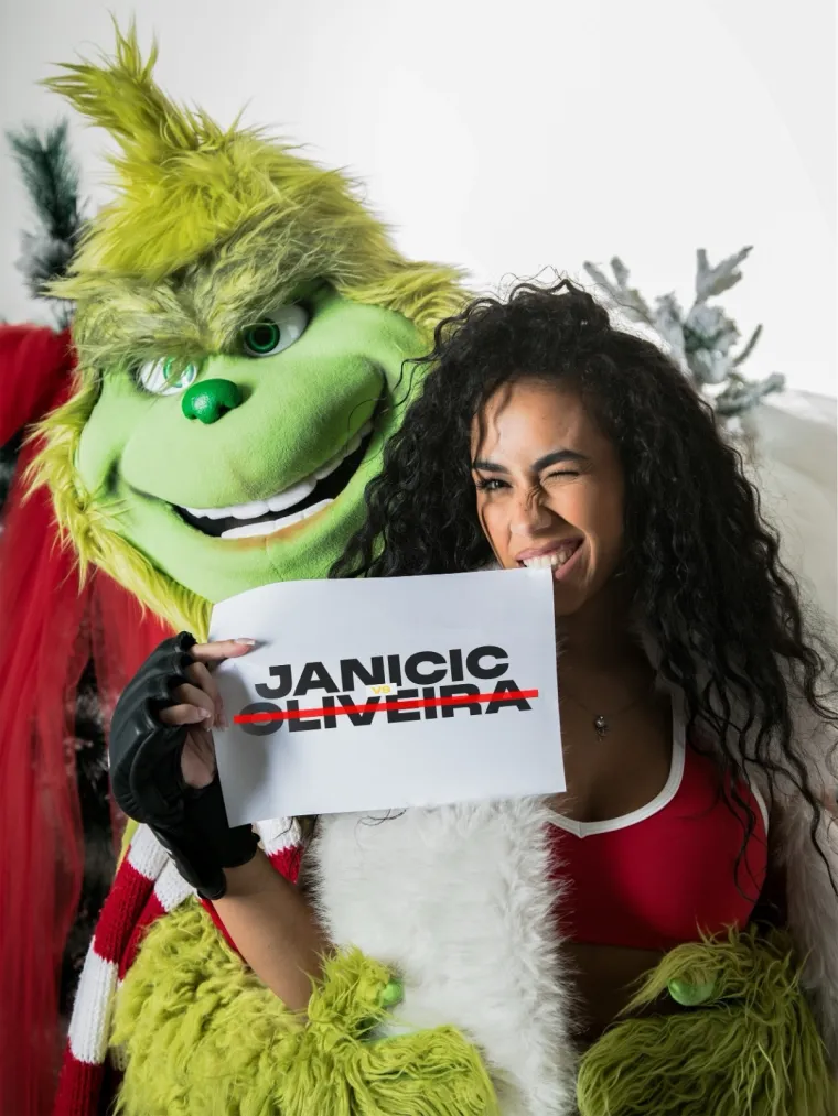 Ljepotice FNC-a u centru pažnje na spektaklu u Slavonskom Brodu: Mina i Anđela mamile uzdahe