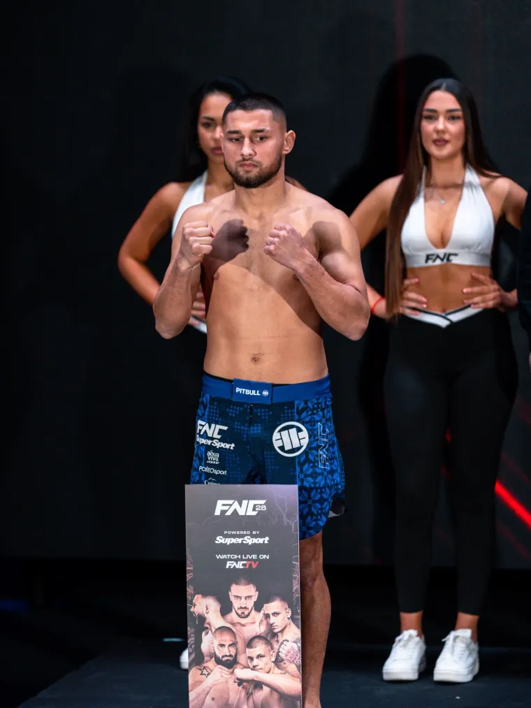 Ljepotice FNC-a u centru pažnje na spektaklu u Slavonskom Brodu: Mina i Anđela mamile uzdahe