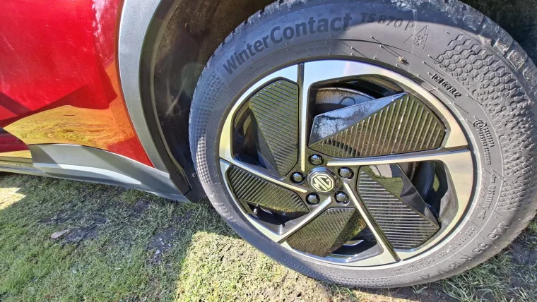 Novi SUV cilja na obitelj i brzo uđe pod kožu: A kad stisnete gas, ostali nijemo gledaju