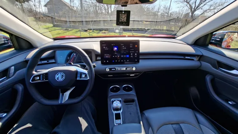 Novi SUV cilja na obitelj i brzo uđe pod kožu: A kad stisnete gas, ostali nijemo gledaju