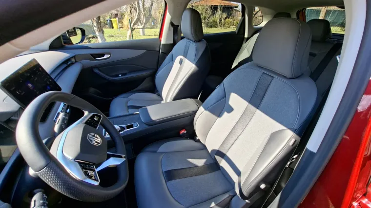 Novi SUV cilja na obitelj i brzo uđe pod kožu: A kad stisnete gas, ostali nijemo gledaju